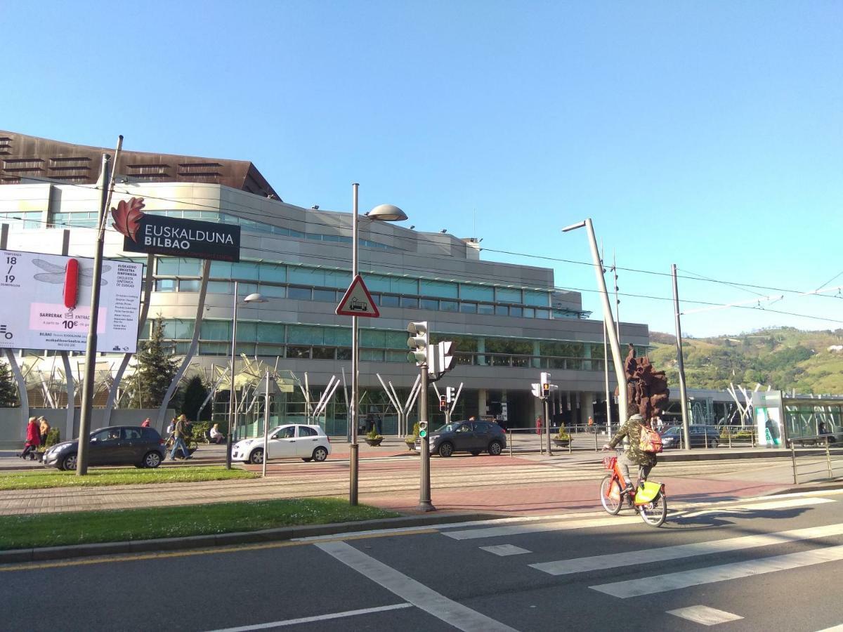 San Mames Stadium Corner بلباو المظهر الخارجي الصورة